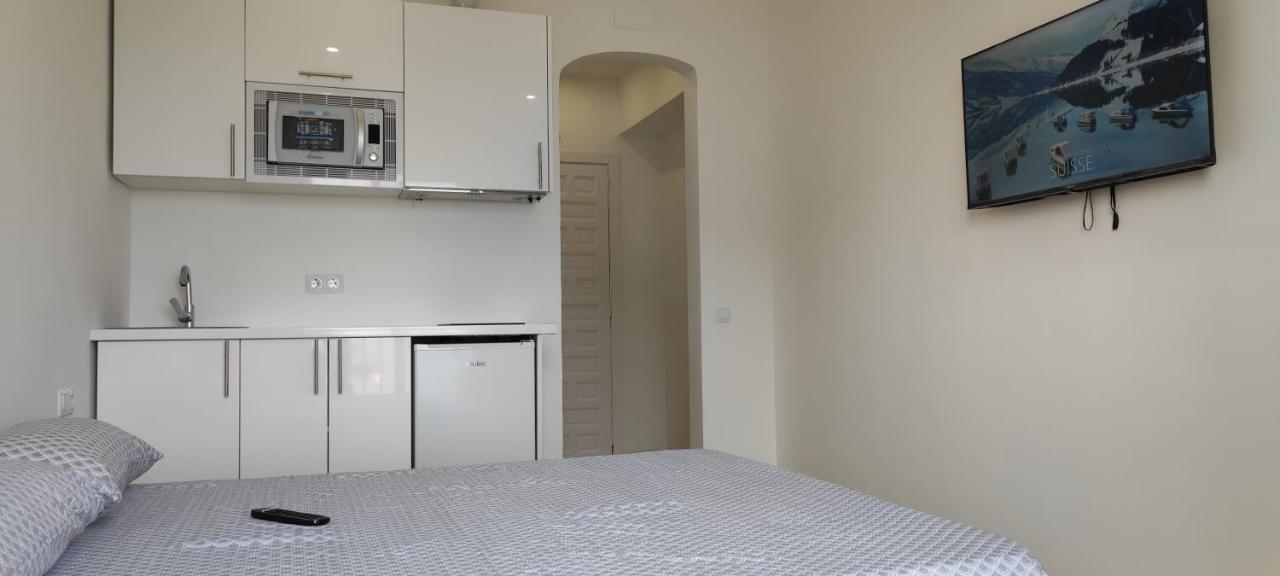 Acogedor Estudio En La Playa, Con Vistas Al Mar, Y Piscina Comunitaria Sant Salvador Eksteriør billede