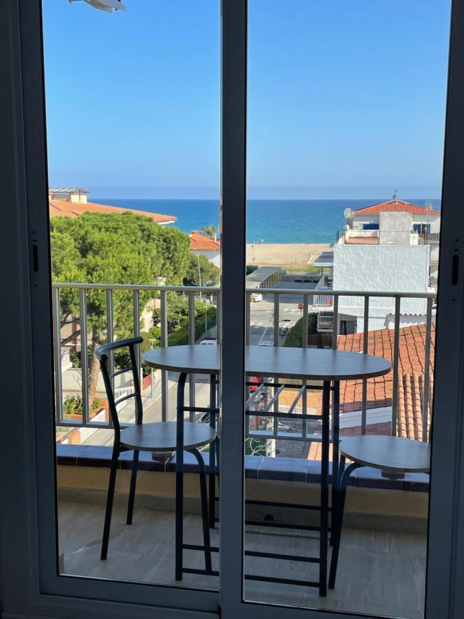 Acogedor Estudio En La Playa, Con Vistas Al Mar, Y Piscina Comunitaria Sant Salvador Eksteriør billede